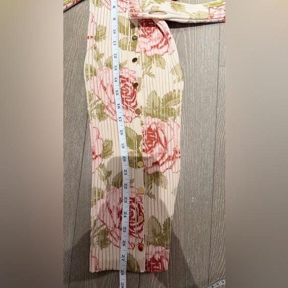 Paco Rabanne Rose Ribbed Sweater - Picture 14 of 14